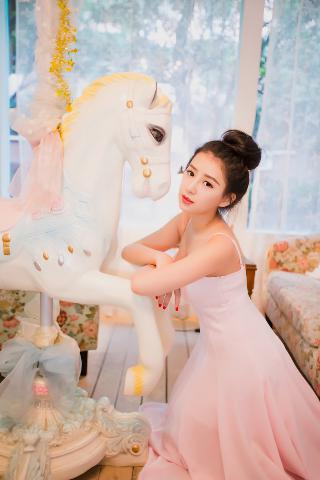 阴部上面毛毛的地方肉太多