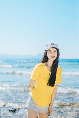 青青河边草下一句