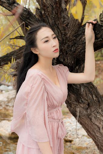 红楼梦电影徐锦江