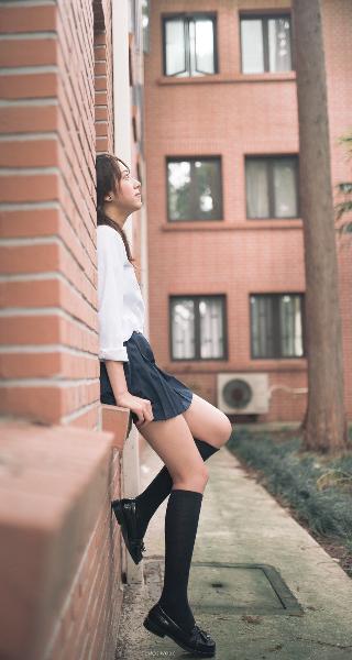 泡在我家的辣妹