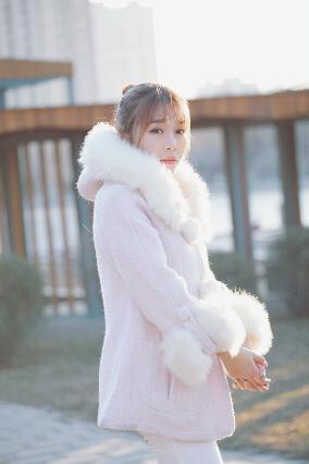 成色18K1.8811.7V18K1.8811.7V