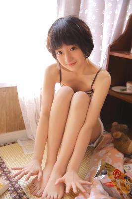 明明是配角却被王子宠爱了全集免费观看